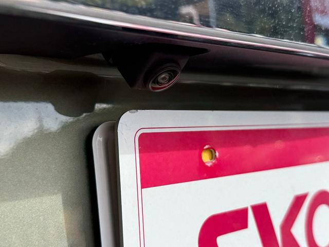 ソリオバンディット ハイブリッドＭＶ　全方位モニター付メモリーナビ装着車　両側電動スライドドア　スズキセーフティサポート　パーキングセンサ―　シートヒーター　電子パーキング　ＵＳＢソケット　サーキュレーター　スマートキー（24枚目）