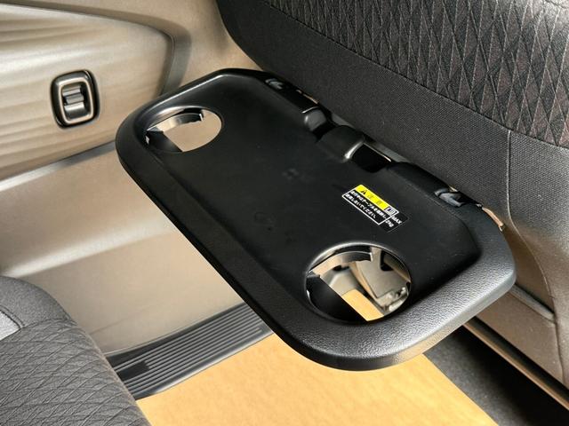 ソリオバンディット ハイブリッドＭＶ　全方位モニター付メモリーナビ装着車　両側電動スライドドア　スズキセーフティサポート　パーキングセンサ―　シートヒーター　電子パーキング　ＵＳＢソケット　サーキュレーター　スマートキー（35枚目）