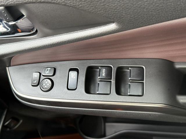 ソリオバンディット ハイブリッドＭＶ　全方位モニター付メモリーナビ装着車　両側電動スライドドア　スズキセーフティサポート　パーキングセンサ―　シートヒーター　電子パーキング　ＵＳＢソケット　サーキュレーター　スマートキー（52枚目）