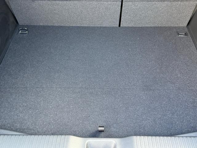 ヴェゼル ｅ：ＨＥＶ　Ｚ　ホンダセンシング　電子パーキング　シートヒーター　フルＬＥＤヘッドライト　ステアリングヒーター　ハンズフリーアクセスパワーテールゲート　本革巻ステアリングホイール　１８インチアルミホイール（23枚目）