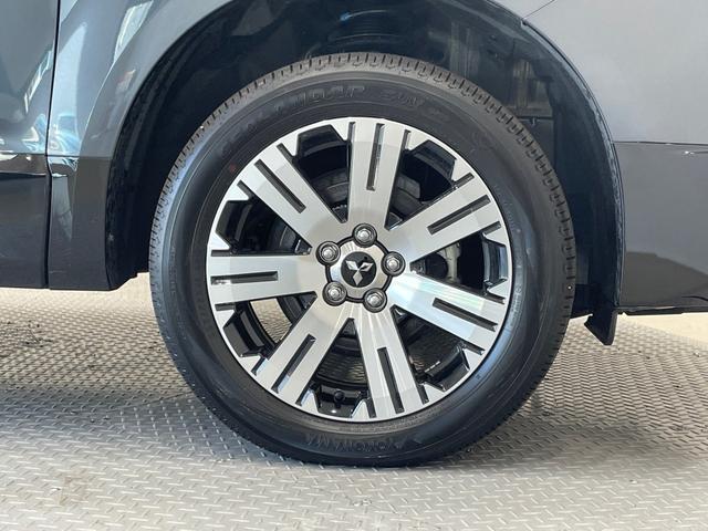 デリカＤ：５ Ｐ　４ＷＤ　フルセグナビ　バックカメラ　ＥＴＣ　ドライブレコーダー　両側電動スライドドア　アダプティブクルーズコントロール　ステリモ　電動リヤゲート　シートヒーター　スマートキー（30枚目）