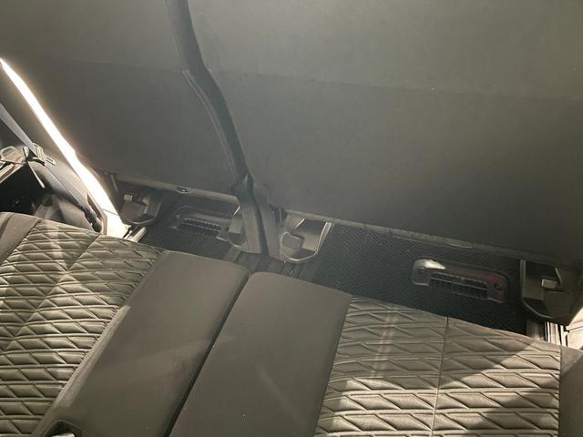 デリカＤ：５ Ｐ　４ＷＤ　フルセグナビ　バックカメラ　ＥＴＣ　ドライブレコーダー　両側電動スライドドア　アダプティブクルーズコントロール　ステリモ　電動リヤゲート　シートヒーター　スマートキー（34枚目）