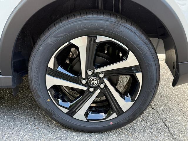 ライズ Ｚ　９インチディスプレイオーディオ　バックカメラ　ＥＴＣ　ドライブレコーダー　パノラミックビュー　ＬＥＤヘッドランプ　ＬＥＤフロントフォグランプ　　電動パーキングブレーキ　ブレーキホールド（13枚目）