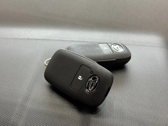 �X�}�[�g�L�[�V�X�e�����v�b�V���G���W���X�^�[�g�V�X�e���A�G���W���n���E��~�������^�b�`�ōs���A�L�[�̃��b�N�܂Ńh�A�m�u�ɐG��鎖�Ń����^�b�`����ōs�����Ƃ��o���܂���