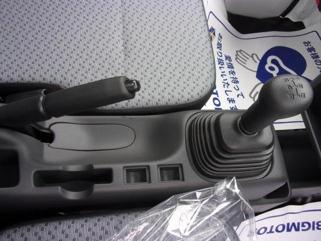 KC 禁煙車 登録済未使用車 エアバッグ 運転席 エアバッグ 助手席 ABS FR マニュアルエアコン パワーステアリング 取扱説明書・保証書 最大積載量350kg アクセサリーソケット(16枚目)