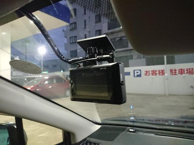 2.0GT-Sアイサイト 純正 7インチ メモリーナビ/車線逸脱防止支援システム/ヘッドランプ LED/ETC/EBD付ABS/横滑り防止装置/TV/エアバッグ 運転席/エアバッグ 助手席/エアバッグ サイド 革シート(18枚目)