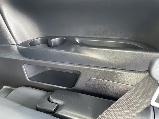 Sタイプゴールド ディスプレイオーディオ+ナビ/フリップダウンモニター 純正 11.5インチ/デジタルインナーミラー/トヨタセーフティセンス/両側電動スライドドア/車線逸脱防止支援システム 衝突被害軽減システム 禁煙車(34枚目)