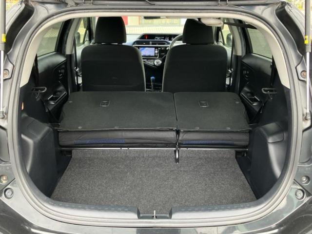 アクア Ｓ　新品タイヤ／保証書／社外　メモリーナビ／Ｂｌｕｅｔｏｏｔｈ接続／ＥＴＣ／ＥＢＤ付ＡＢＳ／横滑り防止装置／アイドリングストップ／フルセグＴＶ／ＤＶＤ／パワーウインドウ／エンジンスタートボタン　ＤＶＤ再生（20枚目）