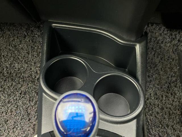 アクア Ｓ　新品タイヤ／保証書／社外　メモリーナビ／Ｂｌｕｅｔｏｏｔｈ接続／ＥＴＣ／ＥＢＤ付ＡＢＳ／横滑り防止装置／アイドリングストップ／フルセグＴＶ／ＤＶＤ／パワーウインドウ／エンジンスタートボタン　ＤＶＤ再生（36枚目）