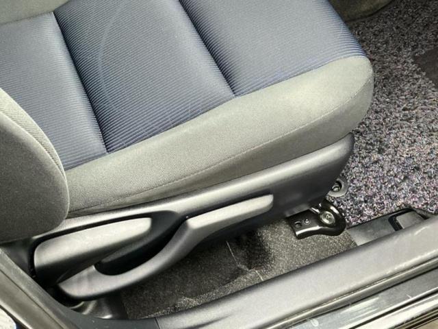 アクア Ｓ　新品タイヤ／保証書／社外　メモリーナビ／Ｂｌｕｅｔｏｏｔｈ接続／ＥＴＣ／ＥＢＤ付ＡＢＳ／横滑り防止装置／アイドリングストップ／フルセグＴＶ／ＤＶＤ／パワーウインドウ／エンジンスタートボタン　ＤＶＤ再生（40枚目）