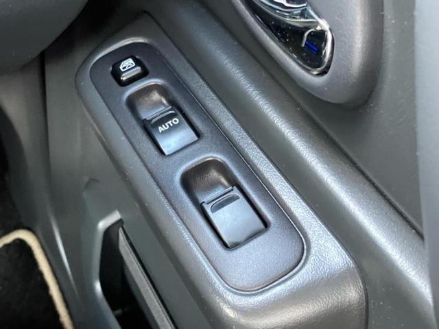 ジムニー ４ＷＤランドベンチャー　保証書／社外　メモリーナビ／シートヒーター　運転席／シート　合皮／Ｂｌｕｅｔｏｏｔｈ接続／ＥＴＣ／ＡＢＳ／フルセグＴＶ／ＤＶＤ／ターボ／禁煙車／衝突安全ボディ／アルミホイール　純正　１６インチ　４ＷＤ（24枚目）