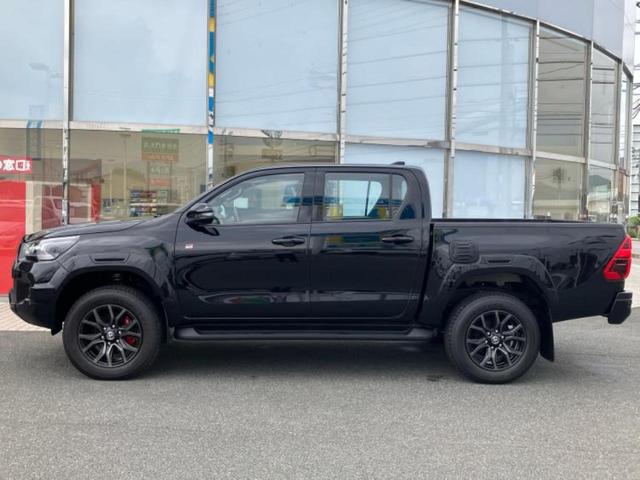 ハイラックス ４ＷＤ　Ｚ　ＧＲスポーツ　保証書／ディスプレイオーディオ＋ナビ８インチ／トヨタセーフティセンス／パノラミックビューモニター／車線逸脱防止支援システム／シート　ハーフレザー／ヘッドランプ　ＬＥＤ　衝突被害軽減システム　４ＷＤ（2枚目）