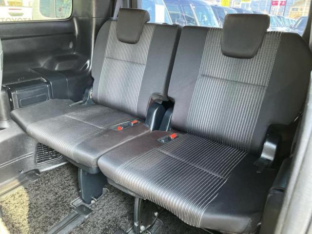 ヴォクシー ハイブリッドZSキラメキ2 新品タイヤ/保証書/純正 SDナビ/トヨタセーフティセンス/両側電動スライドドア/シートヒーター 前席/車線逸脱防止支援システム/ヘッドランプ LED/Bluetooth接続/ETC バックカメラ(19枚目)