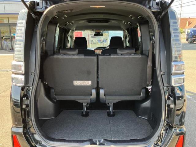 ヴォクシー ハイブリッドZSキラメキ2 新品タイヤ/保証書/純正 SDナビ/トヨタセーフティセンス/両側電動スライドドア/シートヒーター 前席/車線逸脱防止支援システム/ヘッドランプ LED/Bluetooth接続/ETC バックカメラ(20枚目)