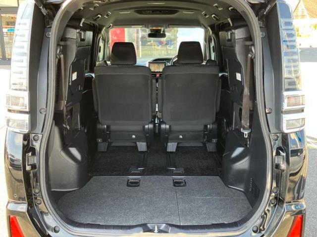 ヴォクシー ハイブリッドZSキラメキ2 新品タイヤ/保証書/純正 SDナビ/トヨタセーフティセンス/両側電動スライドドア/シートヒーター 前席/車線逸脱防止支援システム/ヘッドランプ LED/Bluetooth接続/ETC バックカメラ(21枚目)