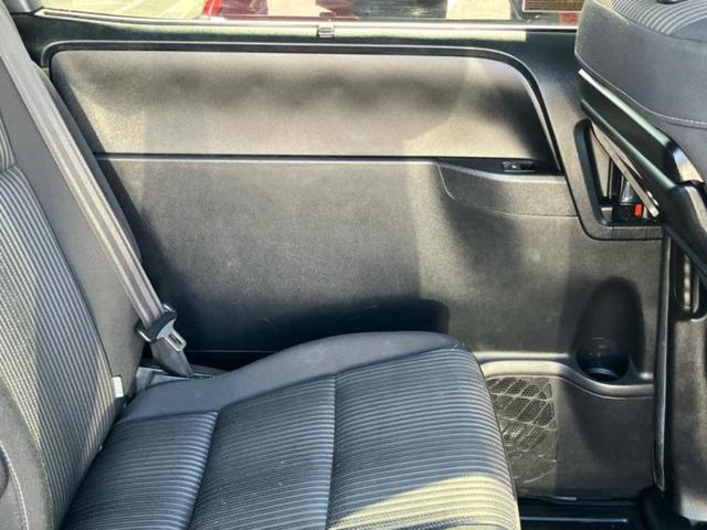 ヴォクシー ハイブリッドZSキラメキ2 新品タイヤ/保証書/純正 SDナビ/トヨタセーフティセンス/両側電動スライドドア/シートヒーター 前席/車線逸脱防止支援システム/ヘッドランプ LED/Bluetooth接続/ETC バックカメラ(25枚目)