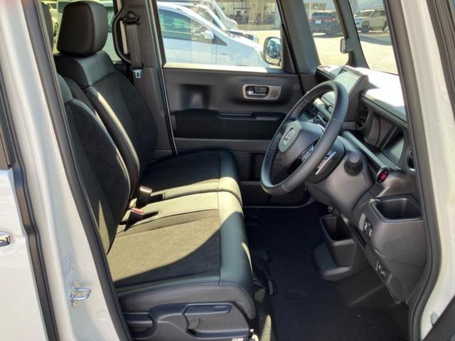 Ｎ－ＢＯＸカスタム ターボ　保証書／純正　８インチ　メモリーナビ／ホンダセンシング／両側電動スライドドア／シートヒーター　前席／登録済未使用車／ヘッドランプ　ＬＥＤ／Ｂｌｕｅｔｏｏｔｈ接続／ＥＢＤ付ＡＢＳ／バックモニター　ターボ（5枚目）