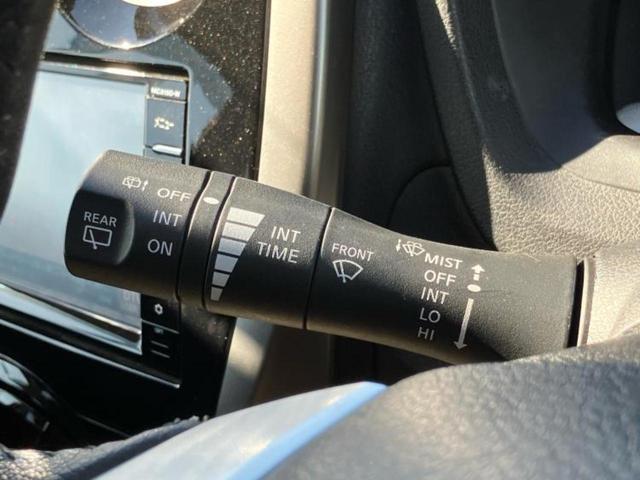 ノート メダリストエマブレパッケージ　保証書／純正　ＳＤナビ／エマージェンシーブレーキ／車線逸脱防止支援システム／シート　ハーフレザー／パーキングアシスト　バックガイド／ヘッドランプ　ＬＥＤ／ＥＴＣ／ＥＢＤ付ＡＢＳ　衝突被害軽減システム（16枚目）