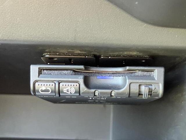 ノート メダリストエマブレパッケージ　保証書／純正　ＳＤナビ／エマージェンシーブレーキ／車線逸脱防止支援システム／シート　ハーフレザー／パーキングアシスト　バックガイド／ヘッドランプ　ＬＥＤ／ＥＴＣ／ＥＢＤ付ＡＢＳ　衝突被害軽減システム（18枚目）