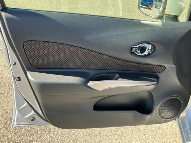 ノート メダリストエマブレパッケージ　保証書／純正　ＳＤナビ／エマージェンシーブレーキ／車線逸脱防止支援システム／シート　ハーフレザー／パーキングアシスト　バックガイド／ヘッドランプ　ＬＥＤ／ＥＴＣ／ＥＢＤ付ＡＢＳ　衝突被害軽減システム（22枚目）