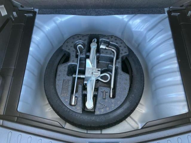 ノート メダリストエマブレパッケージ　保証書／純正　ＳＤナビ／エマージェンシーブレーキ／車線逸脱防止支援システム／シート　ハーフレザー／パーキングアシスト　バックガイド／ヘッドランプ　ＬＥＤ／ＥＴＣ／ＥＢＤ付ＡＢＳ　衝突被害軽減システム（25枚目）