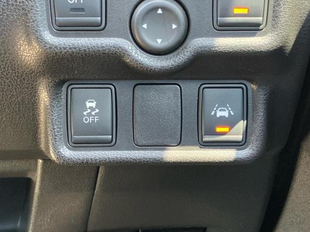 ノート メダリストエマブレパッケージ　保証書／純正　ＳＤナビ／エマージェンシーブレーキ／車線逸脱防止支援システム／シート　ハーフレザー／パーキングアシスト　バックガイド／ヘッドランプ　ＬＥＤ／ＥＴＣ／ＥＢＤ付ＡＢＳ　衝突被害軽減システム（28枚目）