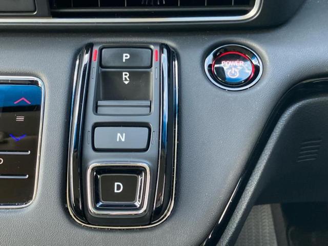 オデッセイハイブリッド eHEVアブソルート・EX 保証書/純正 11インチ SDナビ/フリップダウンモニター 純正 15.6インチ/ホンダセンシング/両側電動スライドドア/シートヒーター/マルチビューカメラシステム/車線逸脱防止支援システム 革シート(14枚目)