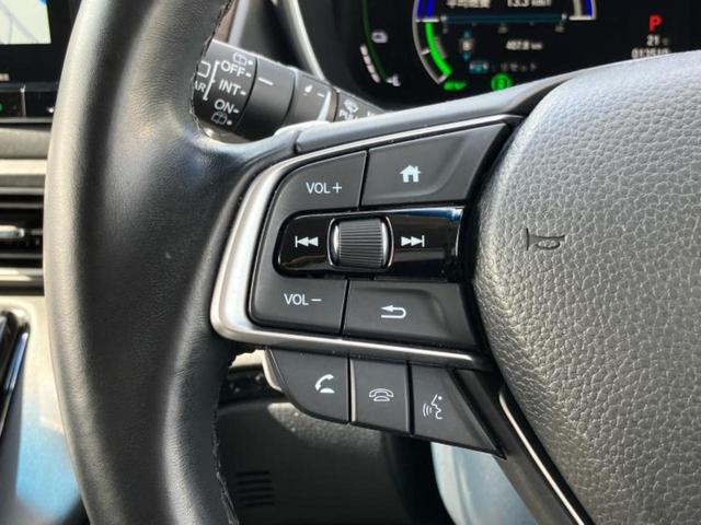 オデッセイハイブリッド eHEVアブソルート・EX 保証書/純正 11インチ SDナビ/フリップダウンモニター 純正 15.6インチ/ホンダセンシング/両側電動スライドドア/シートヒーター/マルチビューカメラシステム/車線逸脱防止支援システム 革シート(18枚目)