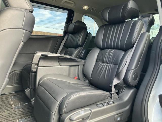 オデッセイハイブリッド eHEVアブソルート・EX 保証書/純正 11インチ SDナビ/フリップダウンモニター 純正 15.6インチ/ホンダセンシング/両側電動スライドドア/シートヒーター/マルチビューカメラシステム/車線逸脱防止支援システム 革シート(19枚目)