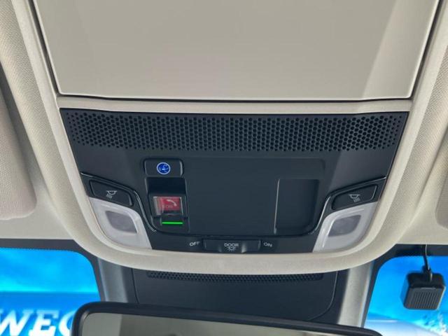 オデッセイハイブリッド eHEVアブソルート・EX 保証書/純正 11インチ SDナビ/フリップダウンモニター 純正 15.6インチ/ホンダセンシング/両側電動スライドドア/シートヒーター/マルチビューカメラシステム/車線逸脱防止支援システム 革シート(24枚目)