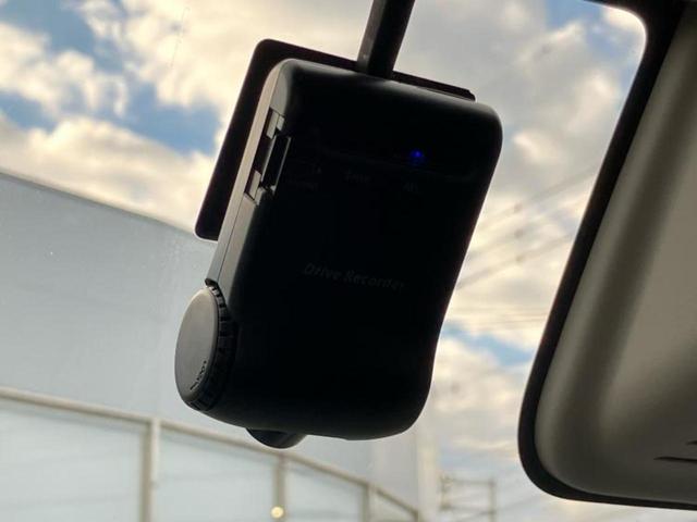 国産車から輸入車まで多様なお客様のニーズのお応えできるように、全国規模で豊富な在庫展開！車のことならＷＥＣＡＲＳへ！