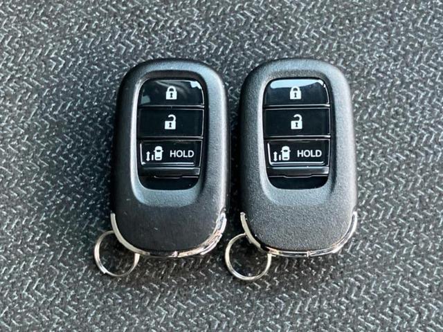 Ｎ－ＢＯＸカスタム ヒョウジュン　保証書／ホンダセンシング／電動スライドドア／シートヒーター　前席／車線逸脱防止支援システム／ヘッドランプ　ＬＥＤ／横滑り防止装置／アイドリングストップ／クルーズコントロール／禁煙車　ＬＥＤヘッドランプ（19枚目）