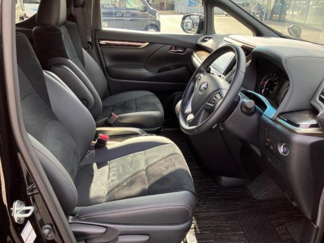 アルファード Ｓタイプゴールド３　保証書／ディスプレイオーディオ９インチ／トヨタセーフティセンス／両側電動スライドドア／車線逸脱防止支援システム／シート　ハーフレザー／電動バックドア／ドライブレコーダー　前後　衝突被害軽減システム（5枚目）