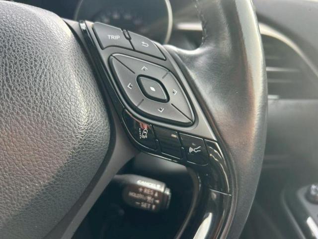 Ｃ－ＨＲ Ｇ　新品タイヤ／保証書／社外　９インチ　ＳＤナビ／トヨタセーフティセンス／シートヒーター　前席／車線逸脱防止支援システム／シート　ハーフレザー／ヘッドランプ　ＬＥＤ／Ｂｌｕｅｔｏｏｔｈ接続　バックカメラ（14枚目）