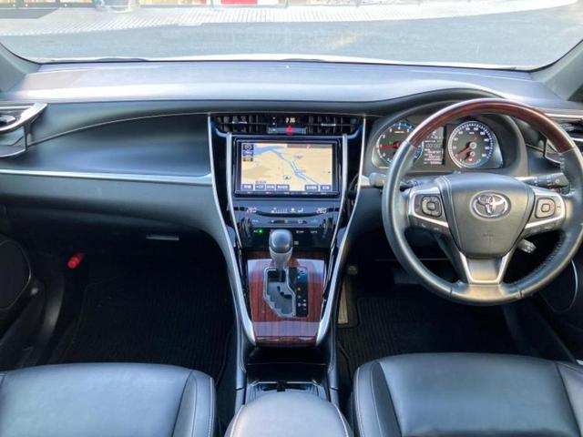 ハリアー プレミアム サンルーフ/保証書/純正 8インチ SDナビ/トヨタセーフティセンス/車線逸脱防止支援システム/シート ハーフレザー/電動バックドア/ヘッドランプ LED/Bluetooth接続/ETC バックカメラ(4枚目)