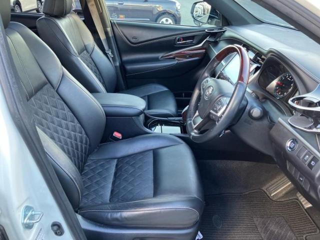 ハリアー プレミアム サンルーフ/保証書/純正 8インチ SDナビ/トヨタセーフティセンス/車線逸脱防止支援システム/シート ハーフレザー/電動バックドア/ヘッドランプ LED/Bluetooth接続/ETC バックカメラ(5枚目)