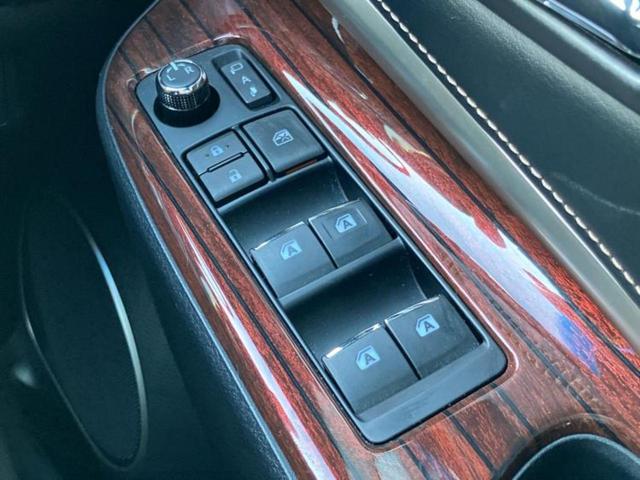 ハリアー プレミアム サンルーフ/保証書/純正 8インチ SDナビ/トヨタセーフティセンス/車線逸脱防止支援システム/シート ハーフレザー/電動バックドア/ヘッドランプ LED/Bluetooth接続/ETC バックカメラ(15枚目)