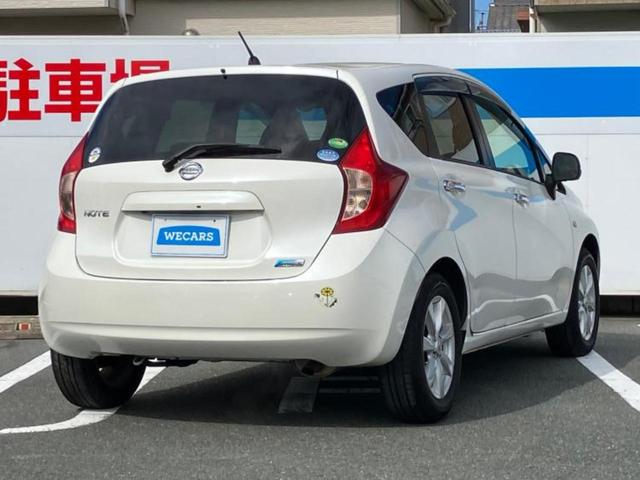 ノート メダリスト 保証書/純正 SDナビ/アラウンドビューモニター/シート ハーフレザー/Bluetooth接続/EBD付ABS/横滑り防止装置/アイドリングストップ/フルセグTV/DVD/エアバッグ 運転席(3枚目)