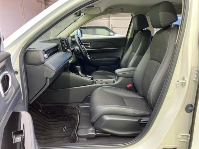 ヴェゼル eHEV Z 新品タイヤ/保証書/社外 10インチ メモリーナビ/ホンダセンシング/シートヒーター 前席/車線逸脱防止支援システム/シート ハーフレザー/電動バックドア/ヘッドランプ LED 衝突被害軽減システム(7枚目)