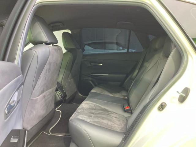 クラウンハイブリッド Sエレガンススタイル2 モデリスタエアロ/保証書/純正 8インチ メモリーナビ/トヨタセーフティセンス/シートヒーター 前席/パノラミックビューモニター/車線逸脱防止支援システム/ドライブレコーダー 前後 全周囲カメラ(8枚目)