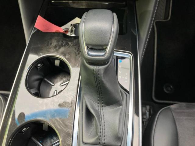 クラウンハイブリッド Sエレガンススタイル2 モデリスタエアロ/保証書/純正 8インチ メモリーナビ/トヨタセーフティセンス/シートヒーター 前席/パノラミックビューモニター/車線逸脱防止支援システム/ドライブレコーダー 前後 全周囲カメラ(18枚目)