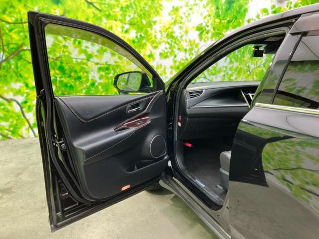 ハリアー プレミアム 新品タイヤ/保証書/社外 SDナビ/衝突安全装置/車線逸脱防止支援システム/シート ハーフレザー/電動バックドア/ヘッドランプ LED/Bluetooth接続/ETC/EBD付ABS バックカメラ(23枚目)