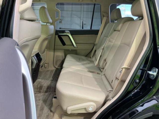 ランドクルーザープラド 4WD TX Lパッケージマットブラックエディション サンルーフ/保証書/純正 9インチ SDナビ/衝突安全装置/シートヒーター/車線逸脱防止支援システム/シート フルレザー/ヘッドランプ LED/ETC/EBD付ABS/横滑り防止装置 革シート 4WD(8枚目)