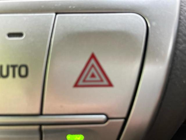 ランドクルーザープラド 4WD TX Lパッケージマットブラックエディション サンルーフ/保証書/純正 9インチ SDナビ/衝突安全装置/シートヒーター/車線逸脱防止支援システム/シート フルレザー/ヘッドランプ LED/ETC/EBD付ABS/横滑り防止装置 革シート 4WD(27枚目)