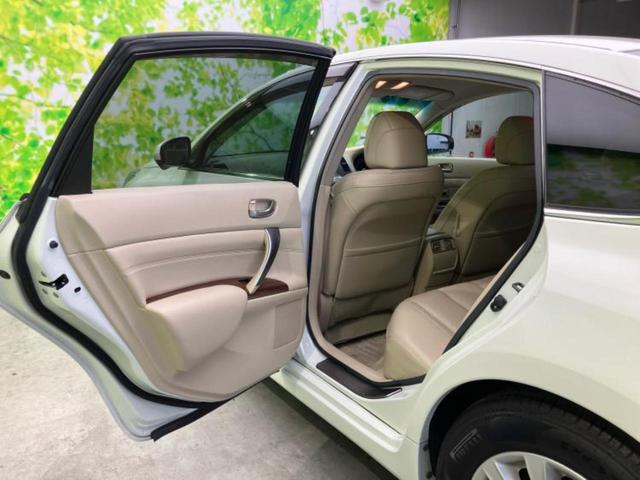 ティアナ 250XLプレミアムセレクション 保証書/純正 HDDナビ/シート フルレザー/ヘッドランプ HID/EBD付ABS/フロントモニター/バックモニター/フルセグTV/エアバッグ 運転席/エアバッグ 助手席 革シート バックカメラ(23枚目)