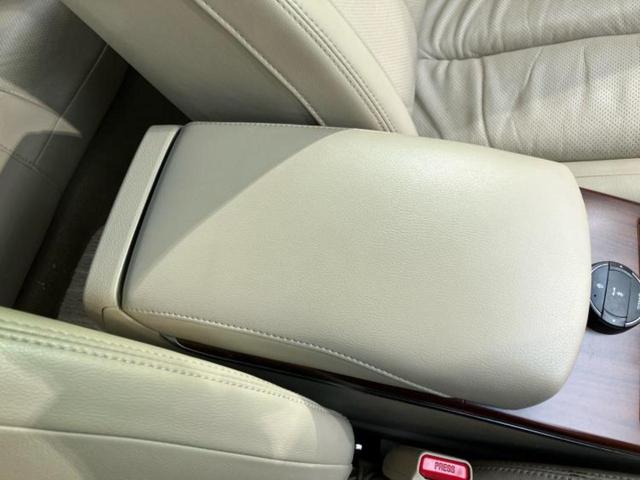 ティアナ 250XLプレミアムセレクション 保証書/純正 HDDナビ/シート フルレザー/ヘッドランプ HID/EBD付ABS/フロントモニター/バックモニター/フルセグTV/エアバッグ 運転席/エアバッグ 助手席 革シート バックカメラ(31枚目)