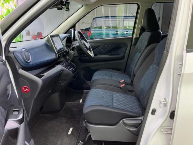 ＷＥＣＡＲＳでは各商談席に大型モニターをご用意しております！見やすい大画面でゆったりと全国の在庫をご覧いただけます！是非ご来店お待ちしております！