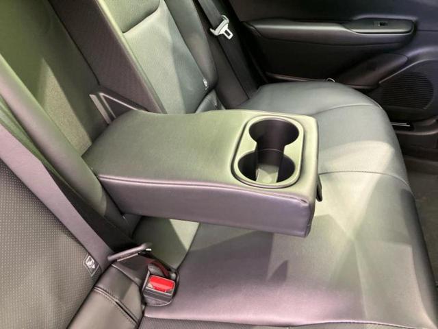 プリウス Ｚ　保証書／ディスプレイオーディオ＋ナビ１２．３インチ／トヨタセーフティセンス／エアーシート　前席／パノラミックビューモニター／車線逸脱防止支援システム／シート　合皮　衝突被害軽減システム　全周囲カメラ（49枚目）