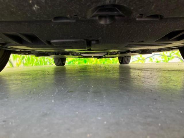 プリウス Ｚ　保証書／ディスプレイオーディオ＋ナビ１２．３インチ／トヨタセーフティセンス／エアーシート　前席／パノラミックビューモニター／車線逸脱防止支援システム／シート　合皮　衝突被害軽減システム　全周囲カメラ（58枚目）