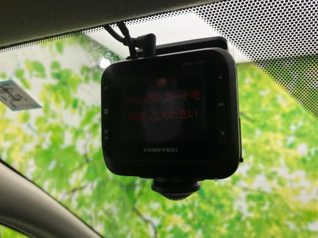 ＷＥＣＡＲＳでは各商談席に大型モニターをご用意しております！見やすい大画面でゆったりと全国の在庫をご覧いただけます！是非ご来店お待ちしております！